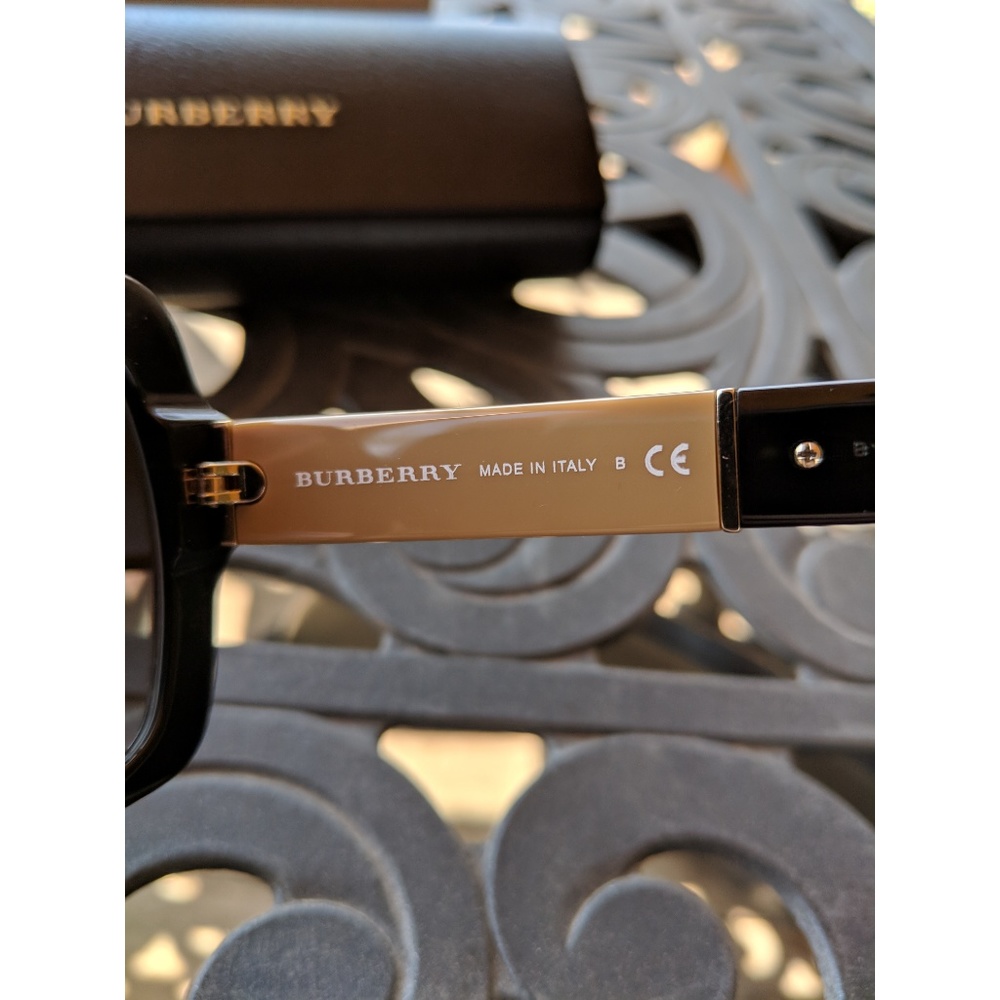 NWT Authentic Womens Burberry Square Sunglasses - Picture 6 of 7